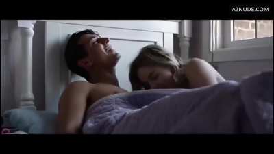 Sydney Sweeney moaning