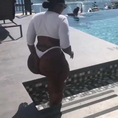 Cherokee D’A$$ (@cherokeeplayhouse1)