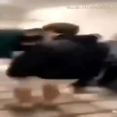 siempre he sido del discord, pero tambi&eacute;n tenia reddit y aun as&iacute; no quer&iacute;a hacer parte de la guerra, los amo forros.