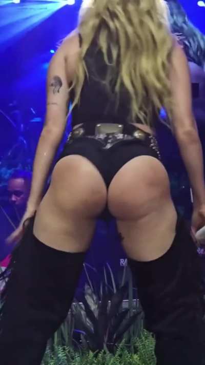 Lu&iacute;sa Sonza