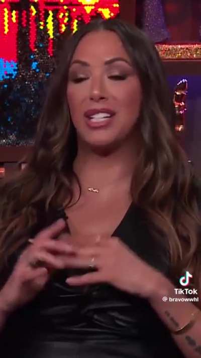 Kristen compares scandals