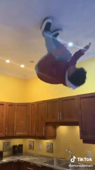 Why you shouldn&rsquo;t do handstands on kitchen tables