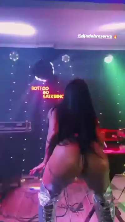 Dj Adah