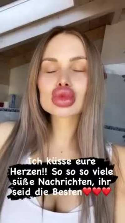 Kisses from gigantic cock pads