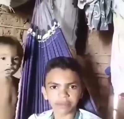 😪