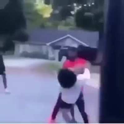 Why&rsquo;d he turn around💀