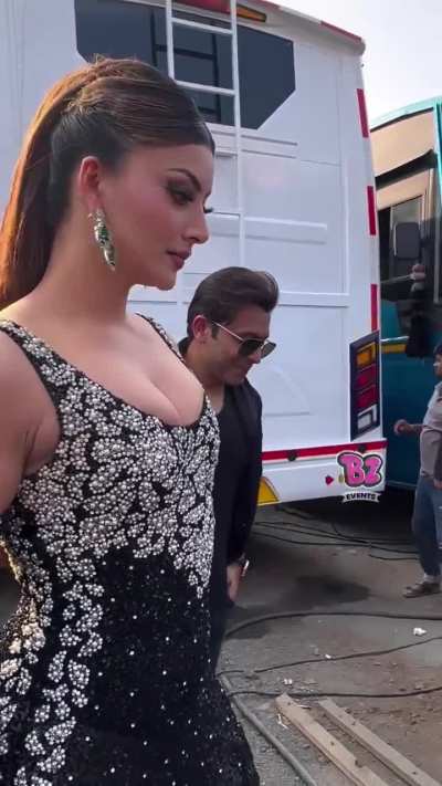 Urvashi rautela 
