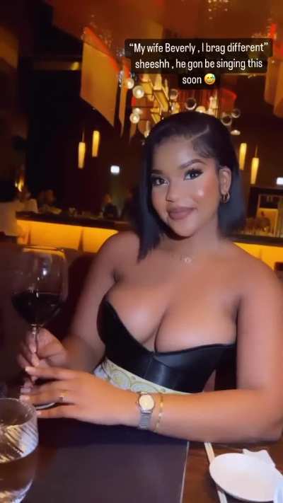 Low cut top
