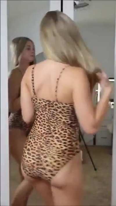 🍑&spades;️
