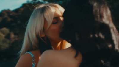 Jenna Ortega kissing a man AND Sabrina Carpenter in Sabrina's new mv "Taste" (2024)