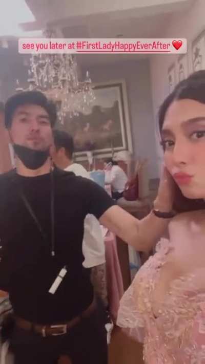Analyn Barro