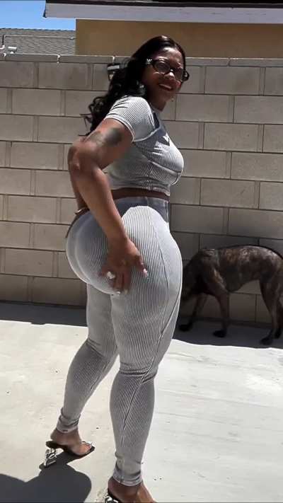 🍑👑