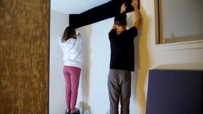 Putting up panels