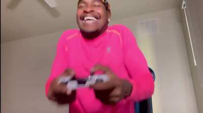 A new meme drop every time he post &eth;&eth;&shy; 