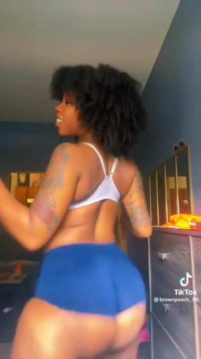 🥴