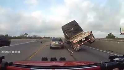 Saw this over on another subreddit, I&rsquo;m not a trucker yet but what do you guys do if this happens to you?