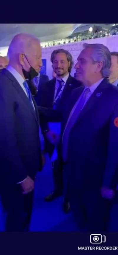 Se filtró el video con audio del encuentro de Alberto y Biden