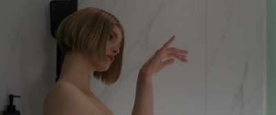 Elena Kampouris- Wifelike(2022)