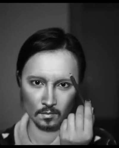 Mindblowing makeup.