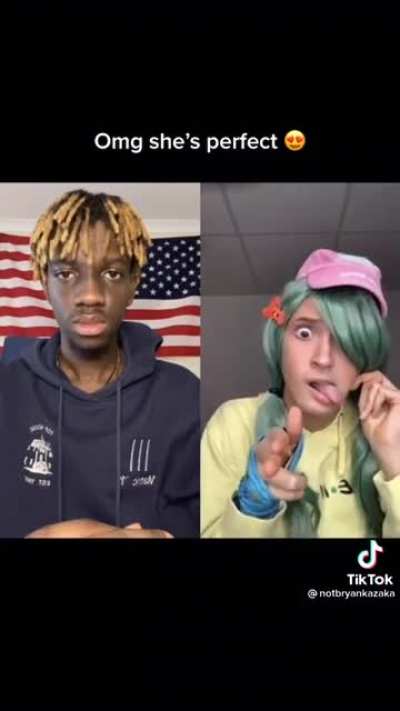 What in the weeb 😃✋