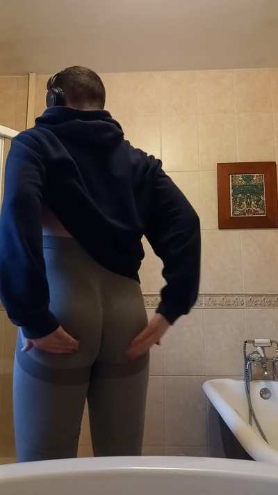 It's Not Gay If My Ass Is This Phat
