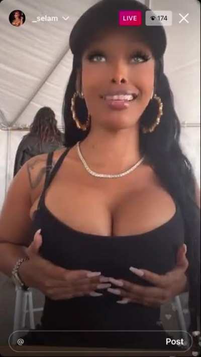 🍈🍈😳😳