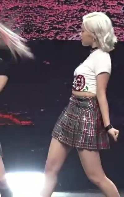 ITZY - Ryujin