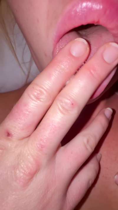 I can&rsquo;t keep my girlcum covered fingers out of my mouth when I&rsquo;m ovulating&hellip;