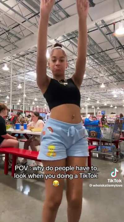 I just wanna eat my pizza without being in the background of a video that's why. 