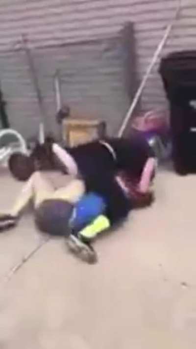 "aint no rules in fightin hoe!"