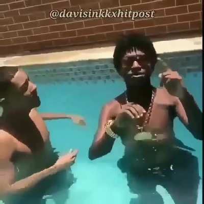 Mais um hit do DJ azeitona s&oacute; se liga abeia