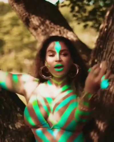 Tittys tittying