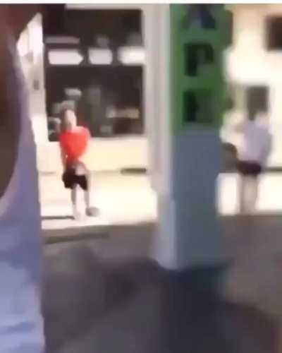 I&acirc;m gonna pick a fight and then run away.
