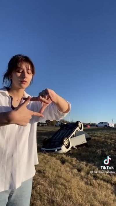 Just crash my car, let me make a tiktok instead of calling 911.