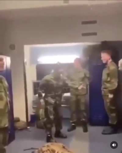 Just a typical room inspection in the Norwegian King&rsquo;s Guard