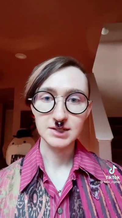 A guy who genuinely believes that he&rsquo;s the reincarnation of Adolf Hitler 💀