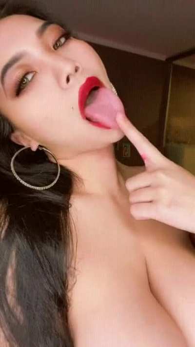 lick finger