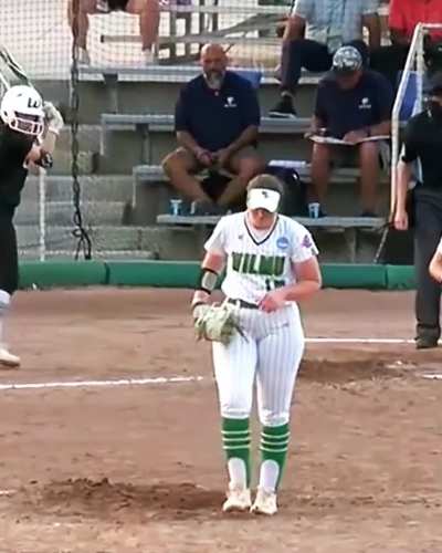 Delani Sheehan (NCAA Division 2 College Softball | Wilmington University)