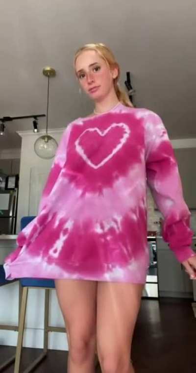 should I start making tiktoks again? 💃