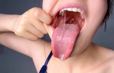 Fill in my wide mouth&hellip;.. 😩😩😈