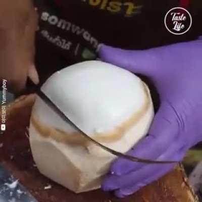 Weird coconut tool at 3:30