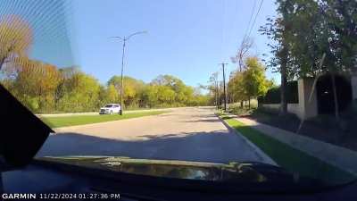 After being inspired by this sub to get a dashcam, here&rsquo;s my first idiot in the wild! [oc]