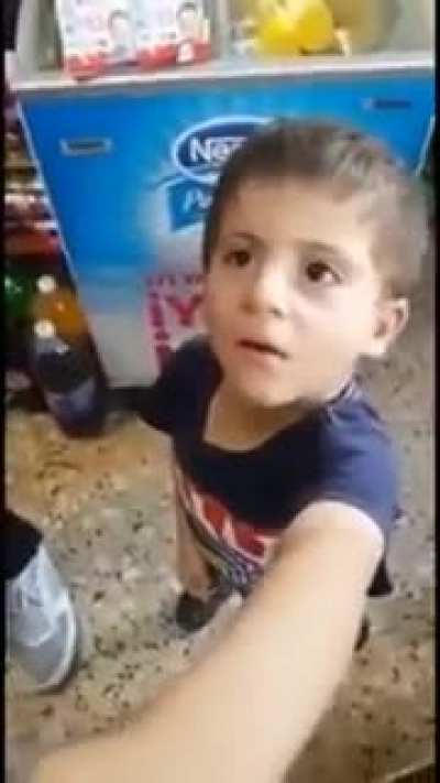 anne oğlun hi&ccedil; bir zaman yakışıklı olmadı.😔