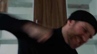 When your mom doesn't close the door