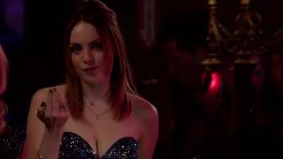 Liz Gillies