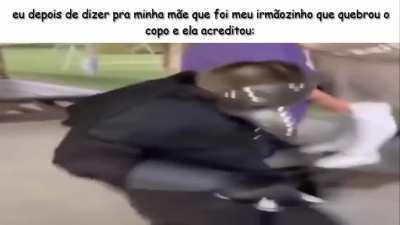 ainda bem q n&atilde;o tenho irm&atilde;o kkk