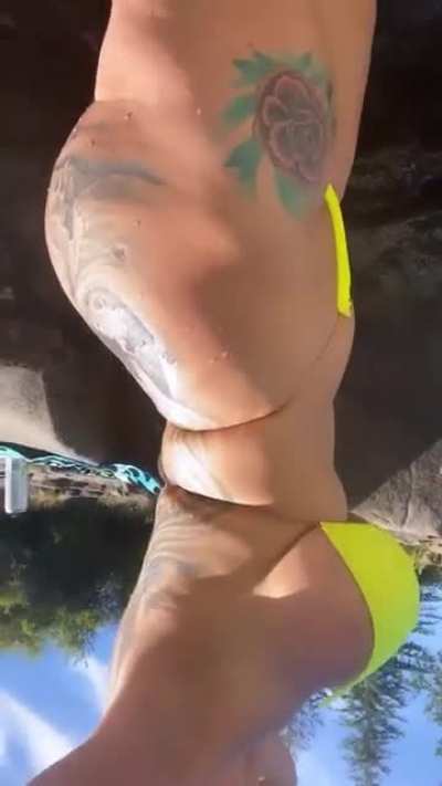 Her body😍🔥