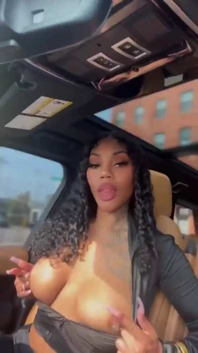 Twins 😫