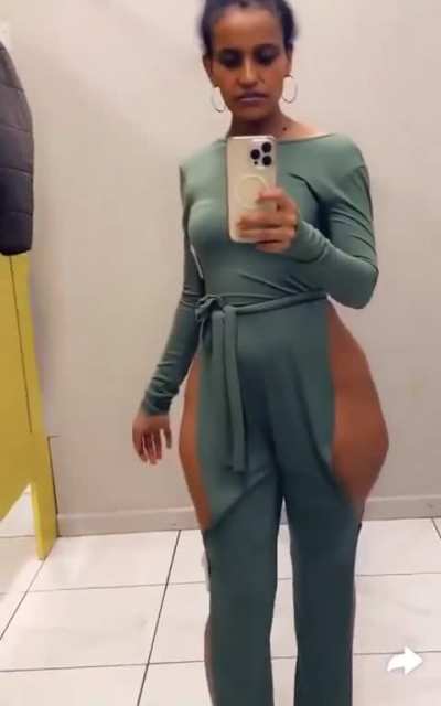 ✅