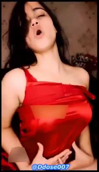 🔥🥰 Famous Insta Influencer Spicy Aka Shehnaaz Super Crazy in her Premium Live 😋 Gets BraLess ,NipplesPoking Playing with her Boobs Full 23min+ VIDEO!! Don't Miss 🥰🔥